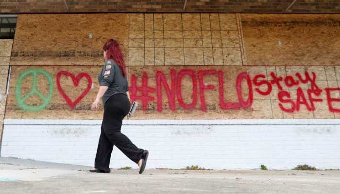 &#039;Historic&#039; hurricane Florence moves towards Carolinas, thousands in the US at risk 