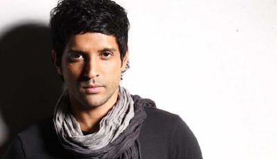 Farhan Akhtar shares a glimpse of his first single ' Rearview Mirror'  