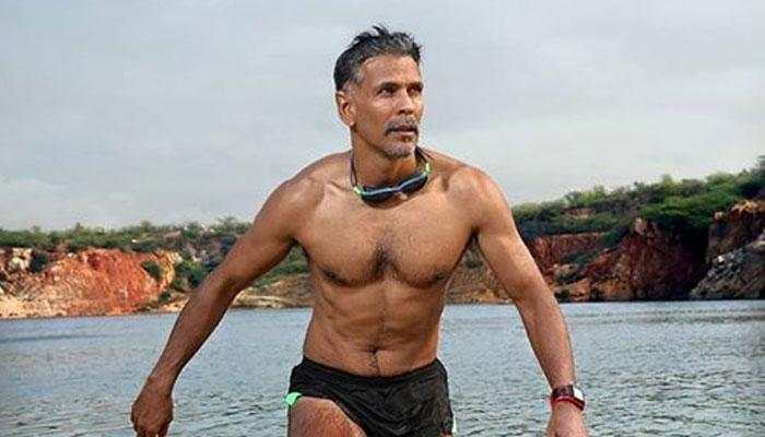 Milind Soman reason behind Rohit Roy&#039;s addiction 