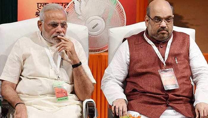 Narendra Modi, Amit Shah can&#039;t make Manohar Parrikar resign as they fear blackmail over Rafale: Congress