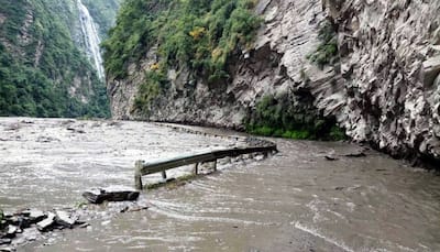 Himachal Pradesh: Heavy rains & flash flood trigger landslides; alert issued