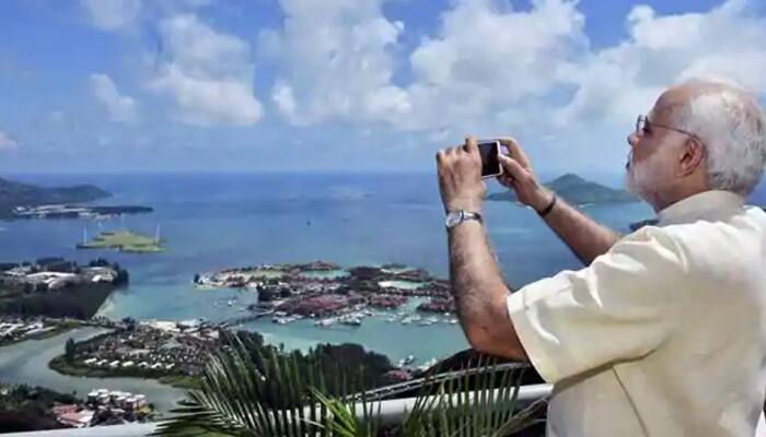 PM Narendra Modi clicks ‘Incredible India’ photographs on way to Sikkim