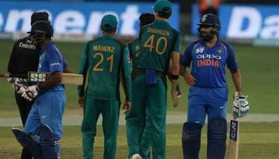 Pakistan coach Mickey Arthur concedes confidence crisis following 9-wicket loss against India