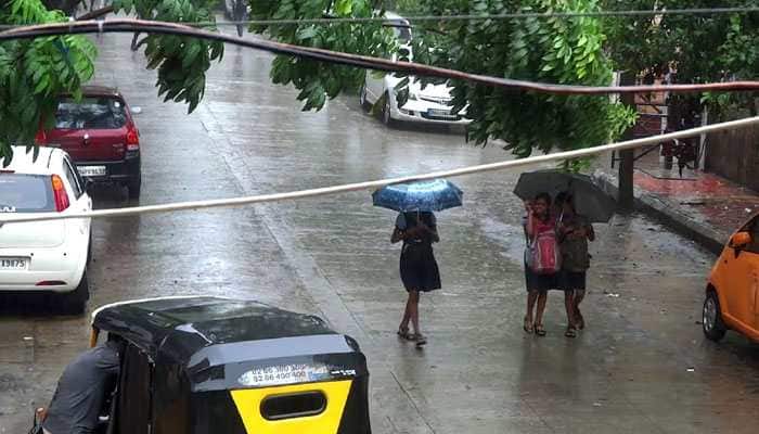 Respite for Mumbaikars as heavy rains, thunderstorm lash parts of Mumbai city