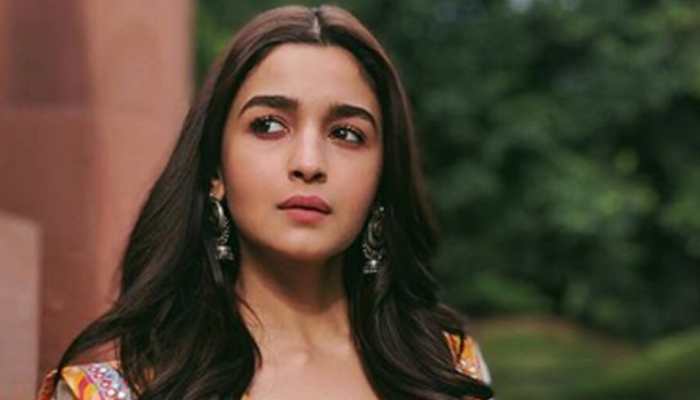 I was shocked to see my mother getting thrown out of the window: Alia Bhatt on &#039;Sadak&#039;