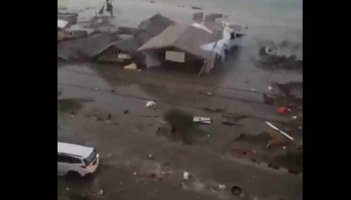 Indonesian city Palu hit by tsunami after powerful earthquake