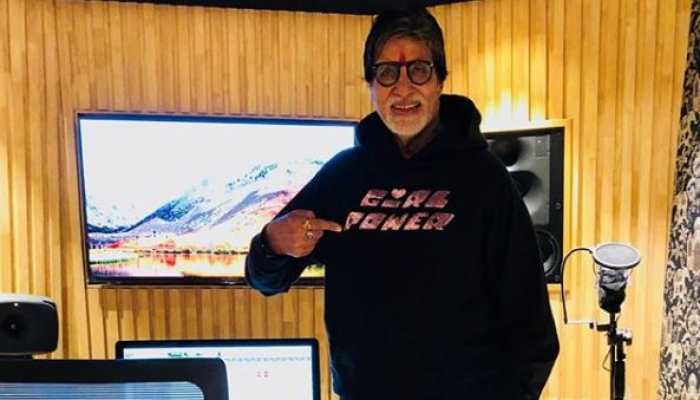 Consider Delhi like my home, says Amitabh Bachchan as fans cheer