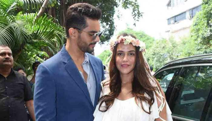 At Neha Dhupia&#039;s baby shower, Angad Bedi has eyes only for his dearest wifey: In Pics