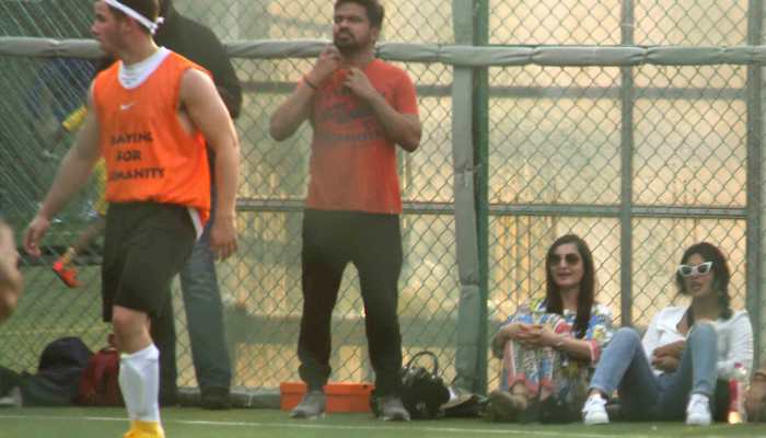 Priyanka Chopra cheers for Nick Jonas while he plays football with MS Dhoni, Aditya Kapoor — See pics