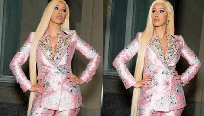  Cardi B turns herself in after a strip-club fight