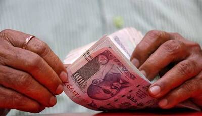 Rupee hits lifetime low of 73.34 against dollar