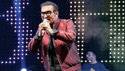 Singer Abhijeet Bhattacharya opens up on why he stopped singing for Shah Rukh Khan