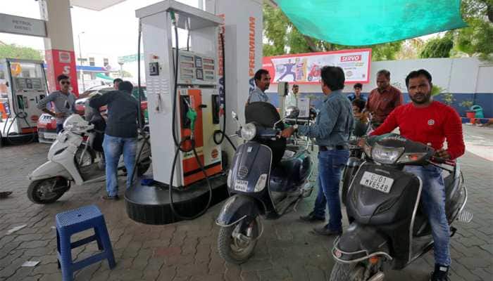 After Centre&#039;s appeal, key states slash petrol, diesel prices by Rs 5 per litre