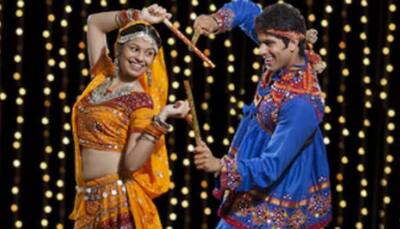 Navratri Special: Top Bollywood songs to sparkle up your Garbha and Dandiya nights