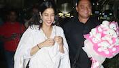 Photo Gallery: Janhvi Kapoor dazzles in white at the airport