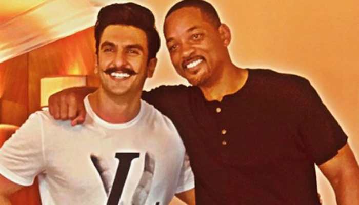 Hollywood star Will Smith strikes a pose with Bollywood biggies- See pics