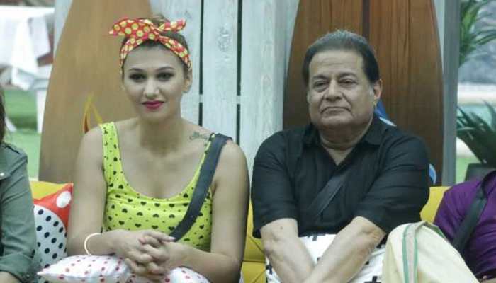 Bigg Boss 12: Jasleen Matharu&#039;s changed behaviour after his exit from the house upsets Anup Jalota - Watch