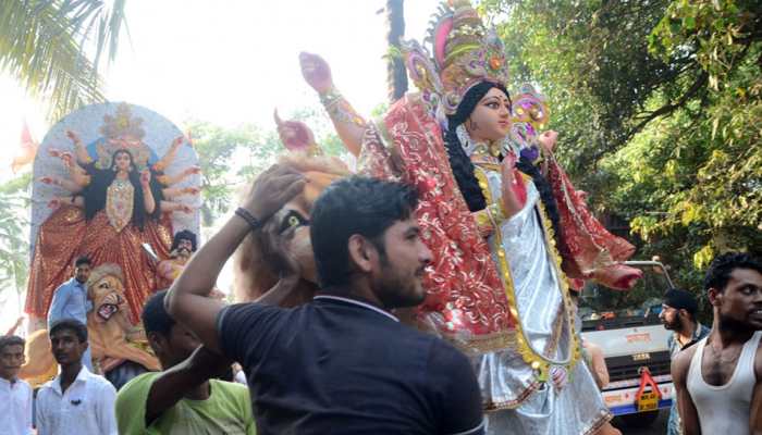 Navratri 2018: Day 2 - Worship Maa Brahmacharini for peace and virtue!