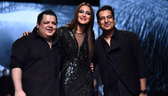 Lotus Make-Up India Fashion Week Spring Summer 2019: Sonakshi Sinha turns into &#039;black diva&#039;