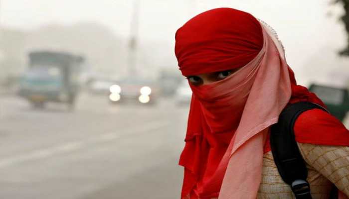Delhi's air quality falling steadily, crop burning possible reason once again