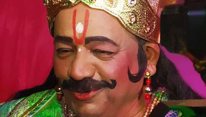 Environment Minister Harsh Vardhan plays King Janak at Delhi's Ramleela event
