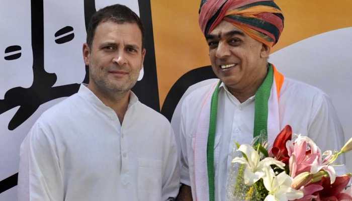 Jaswant Singh&#039;s son Manvendra Singh joins Congress, meets Rahul Gandhi