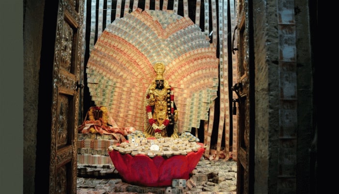 Vishakhapatnam&#039;s Kanyaka Parameshwari temple gets wrapped up in Rs 4.5 crore cash, gold