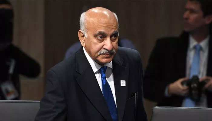 MJ Akbar&#039;s resignation may not be too little, but was too late, online reactions rule