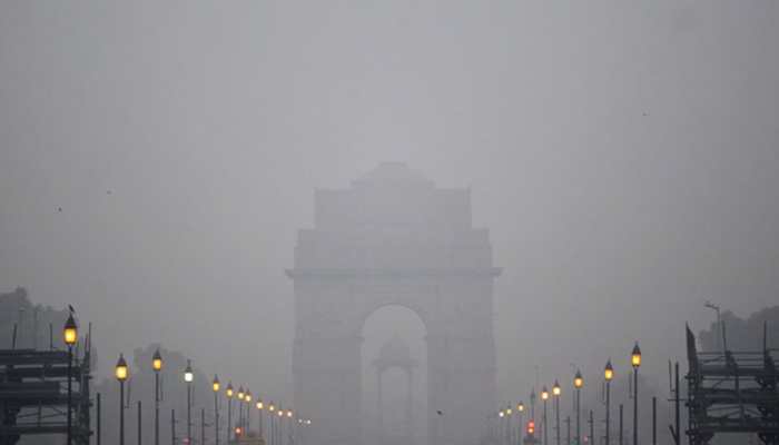 Delhi&#039;s air quality remains poor, authorities warn of further deterioration