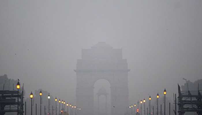Delhi's air quality remains poor, authorities warn of further deterioration
