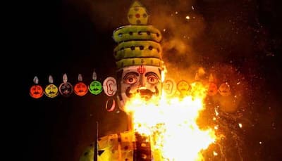 Abolish practice of burning of Ravana's effigy: Shankaracharya to President Ram Nath Kovind