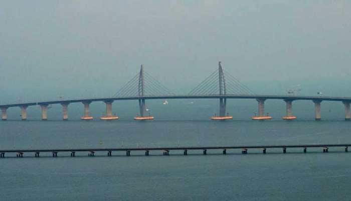 Chinese President Xi Jinping opens world&#039;s longest sea-crossing bridge