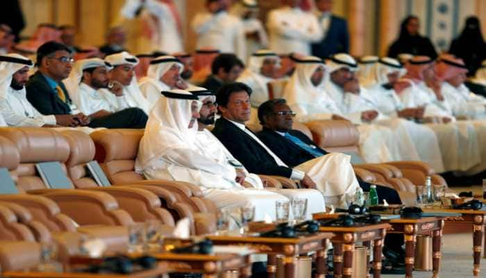 Saudis to give Pakistan $3 billion in aid, defer oil payments to ease crisis