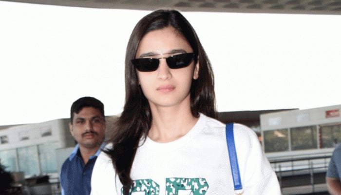 Alia Bhatt heads back to Indore to shoot for period-drama Kalank — Pics inside