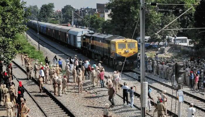 Amritsar train tragedy: SAD demands probe by sitting HC judge; statements of victims&#039; kin recorded