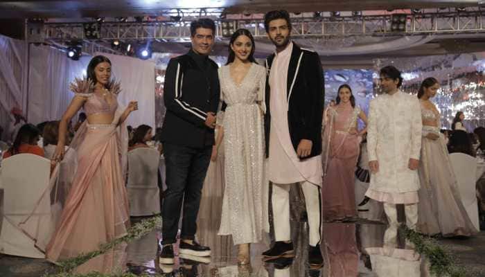 Kartik Aaryan-Kiara Advani sizzle on ramp for Manish Malhotra's festive collection—Video, Pics