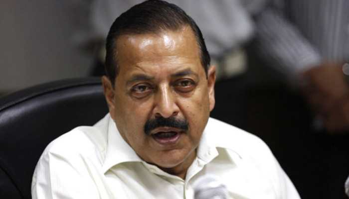 Kashmiri politicians seek Hurriyat&#039;s permission to go to toilet: Jitendra Singh