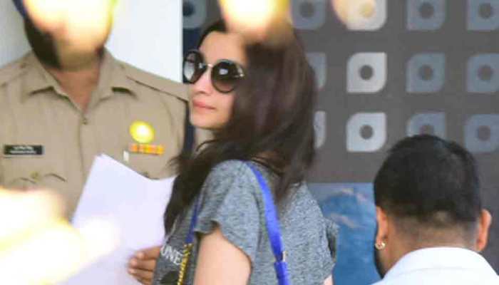 After turning heads at Vogue awards, Alia Bhatt flies back to Indore for Kalank