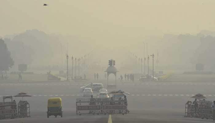 Environment body hints at banning all private vehicles if Delhi air pollution deteriorates