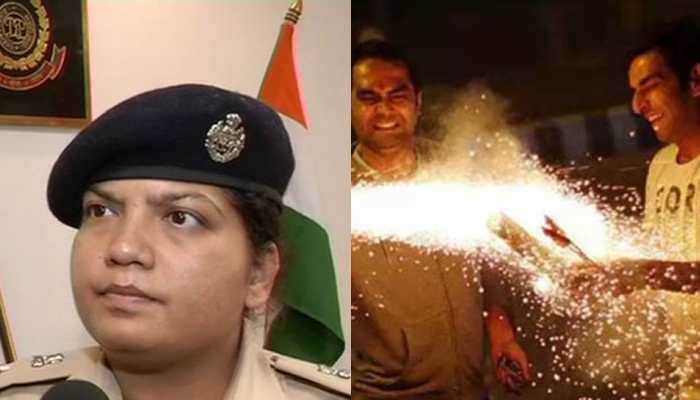 Delhi Police discusses SC's ban on firecracker with traders, warns of illegal sale