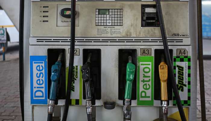 Petrol prices witness dip again, costs Rs 78.99 in Delhi