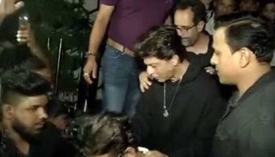 Shah Rukh Khan's late night birthday party stopped by cops