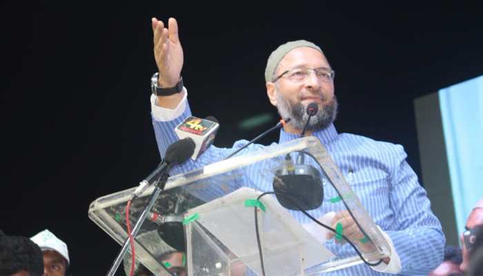 Asaduddin Owaisi attacks Congress-TDP alliance, calls it East India Company in 2018