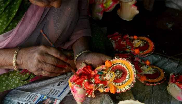 Diwali 2018: Lakshmi Pujan Tithi, Timings and Vidhi