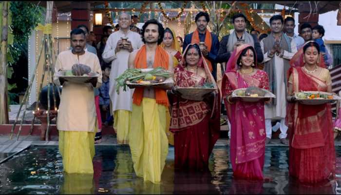 Chhath Puja geet 'Ayili Chhathi Maiyya' by Palak Muchhal is out—Watch