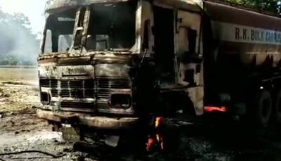 Maoists torch vehicles, kill contractor in Chhattisgarh