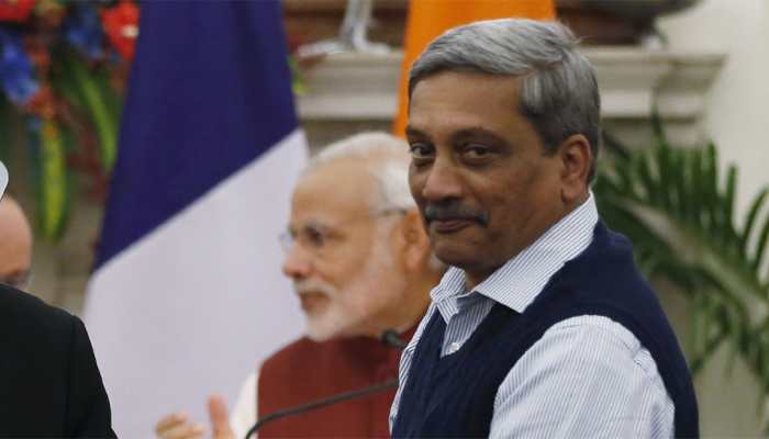 Goa BJP ally Maharashtrawadi Gomantak Party MGP threatens to contest polls alone if 'ailing' CM Manohar Parrikar fails to step down
