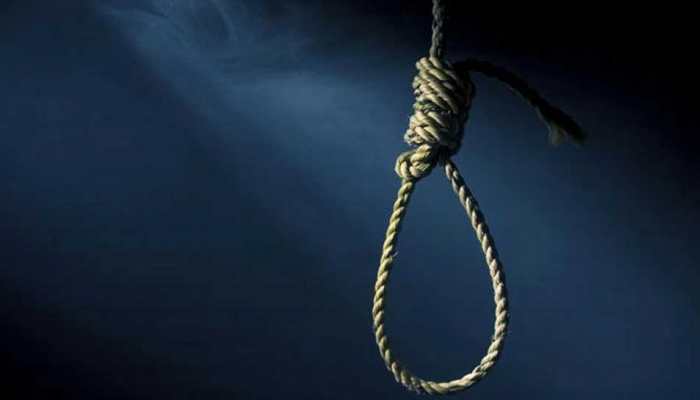 Body of youth found hanging from ceiling in UP&#039;s Shamli