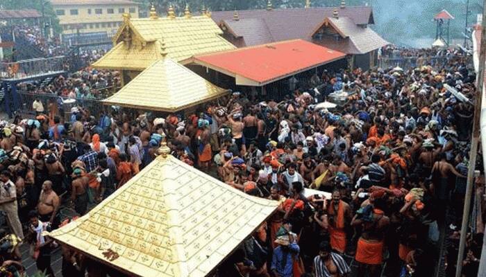 BJP, RSS protest outside Kerala CM&#039;s house against detention of Sabarimala devotees