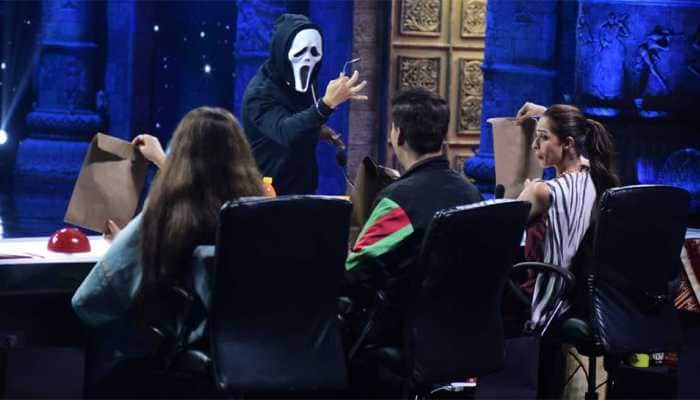India&#039;s Got Talent: Rithvik Dhanjani surprises judges by his magic act—See pics